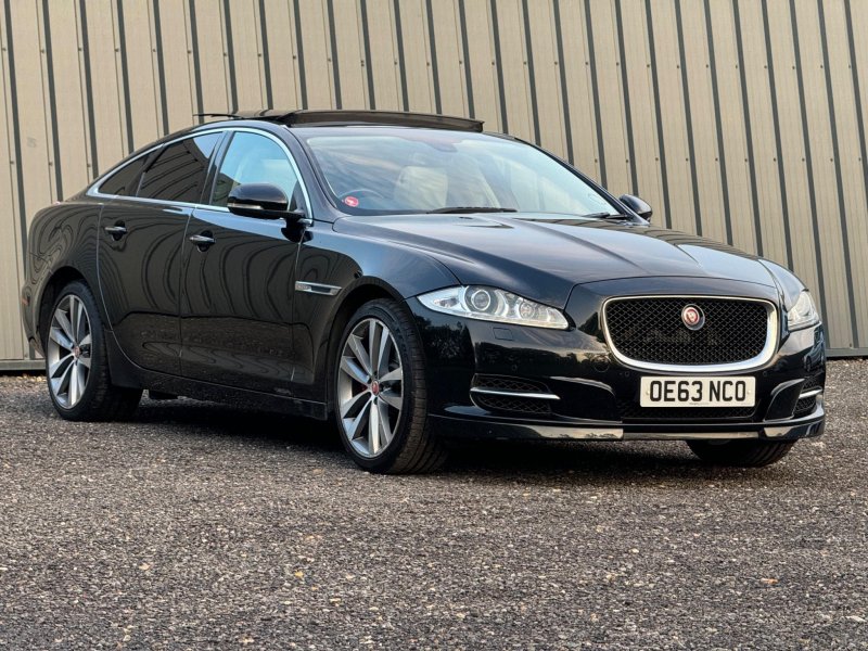 JAGUAR XJ