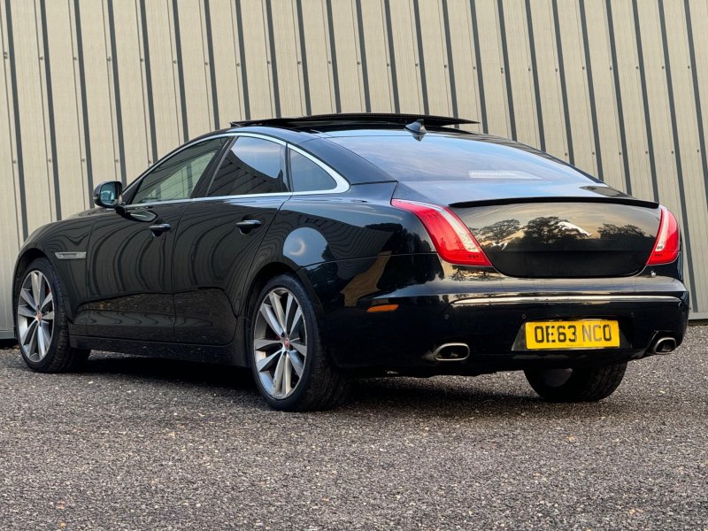 JAGUAR XJ