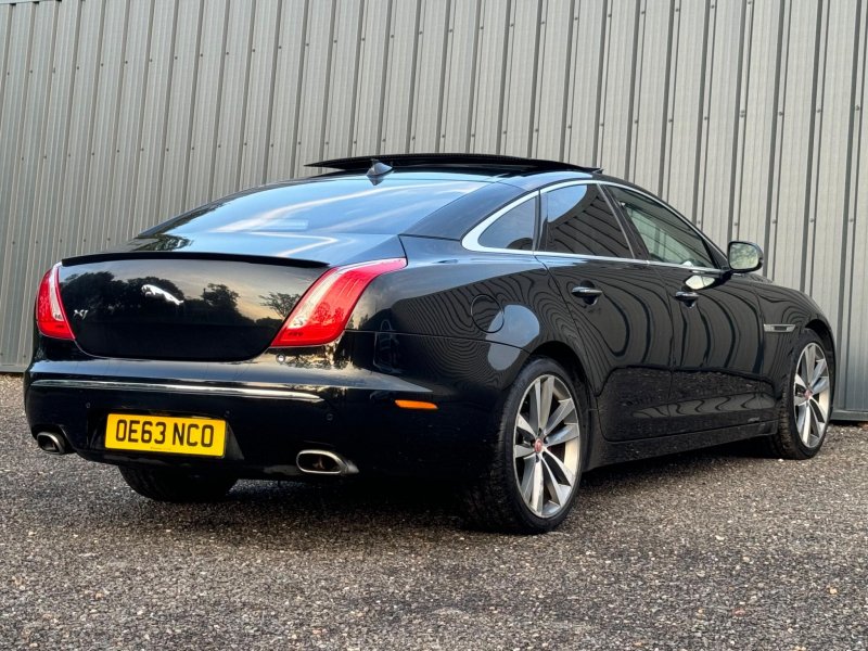 JAGUAR XJ