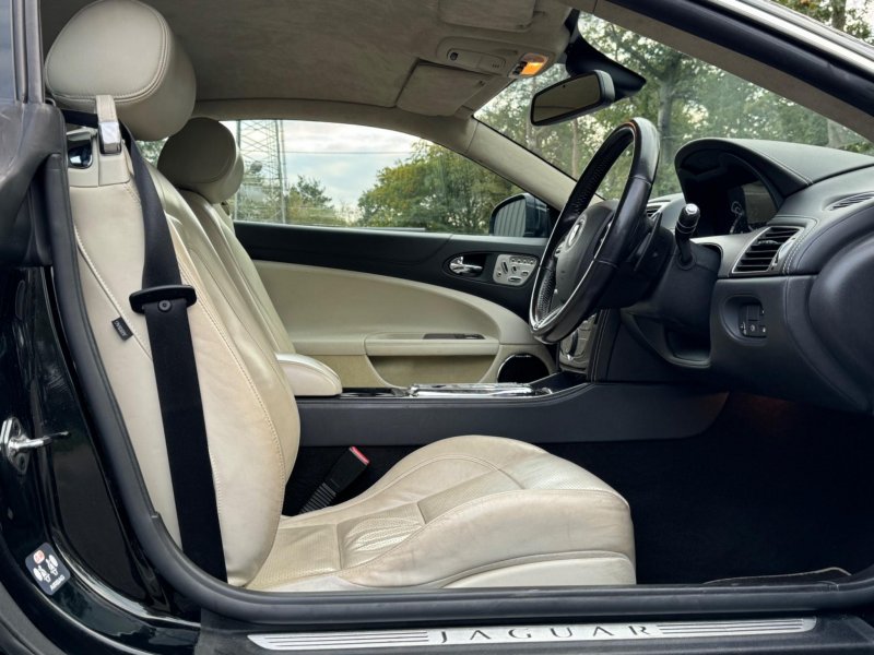 JAGUAR XK