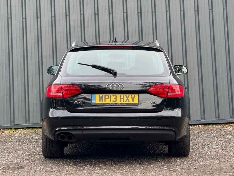 AUDI A4 AVANT