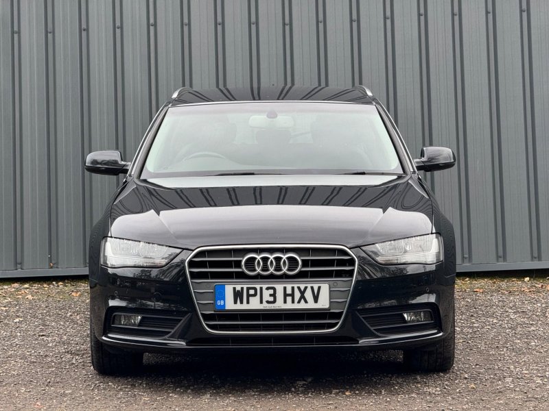 AUDI A4 AVANT