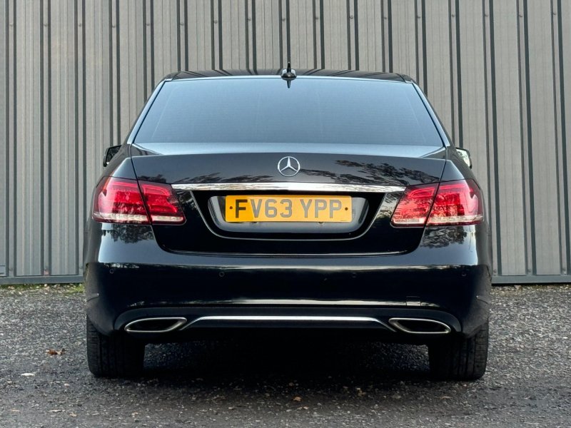 MERCEDES-BENZ E CLASS