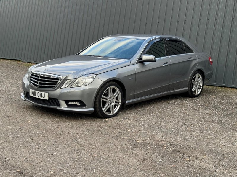 MERCEDES-BENZ E CLASS