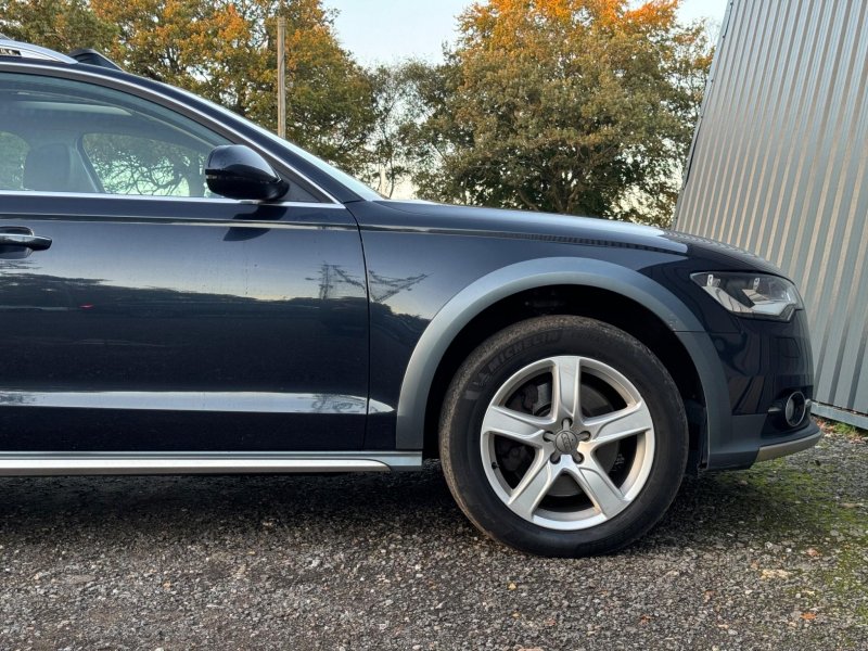 AUDI A6 ALLROAD
