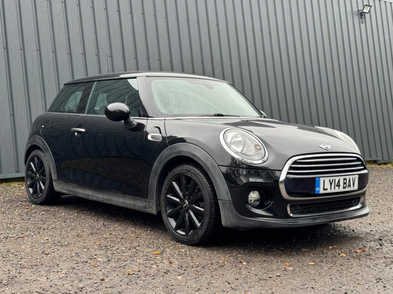 MINI HATCH