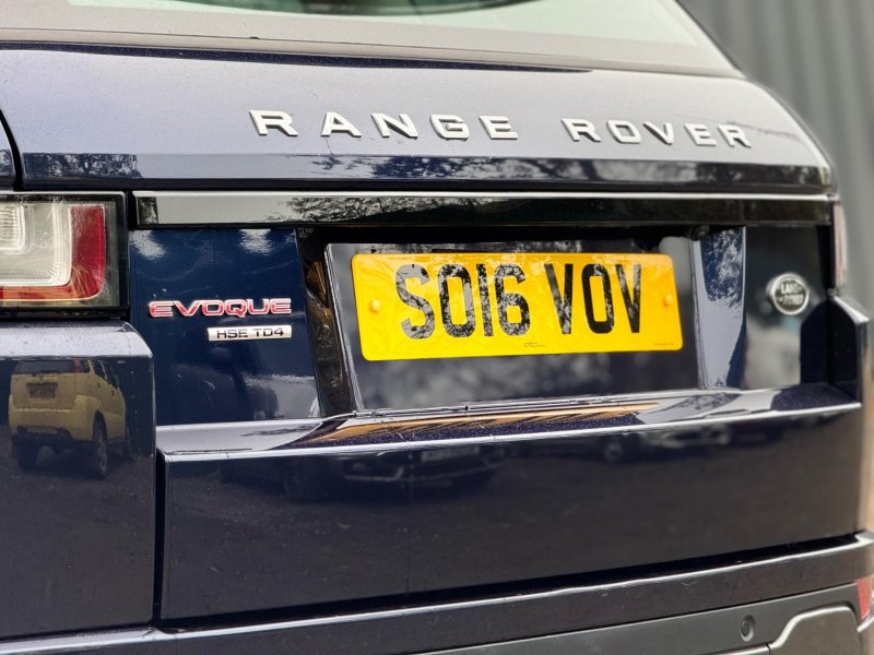 LAND ROVER RANGE ROVER EVOQUE