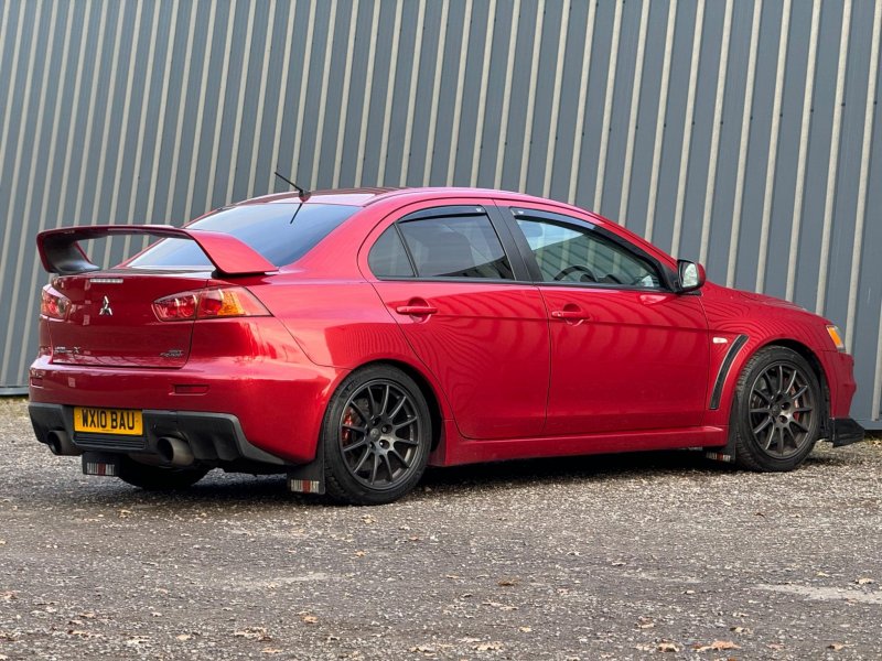 MITSUBISHI LANCER