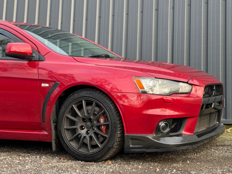 MITSUBISHI LANCER