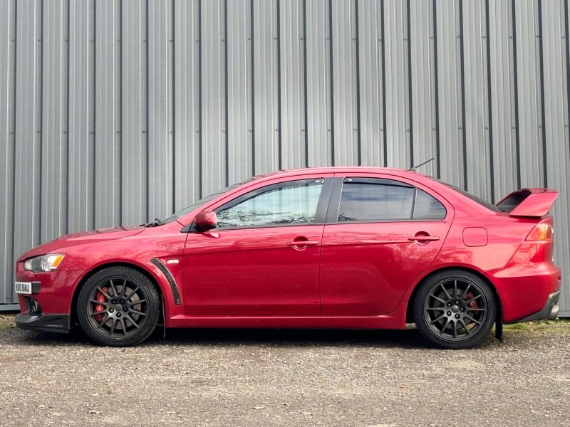 MITSUBISHI LANCER