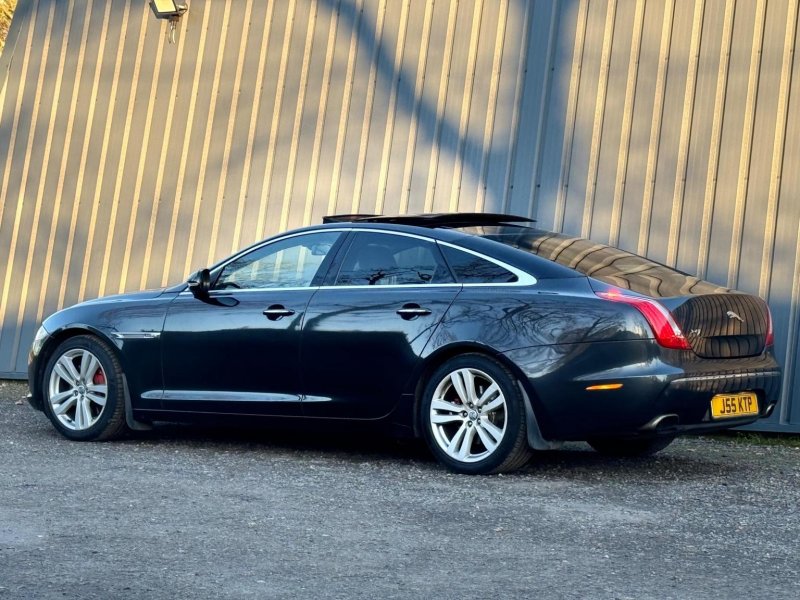 JAGUAR XJ