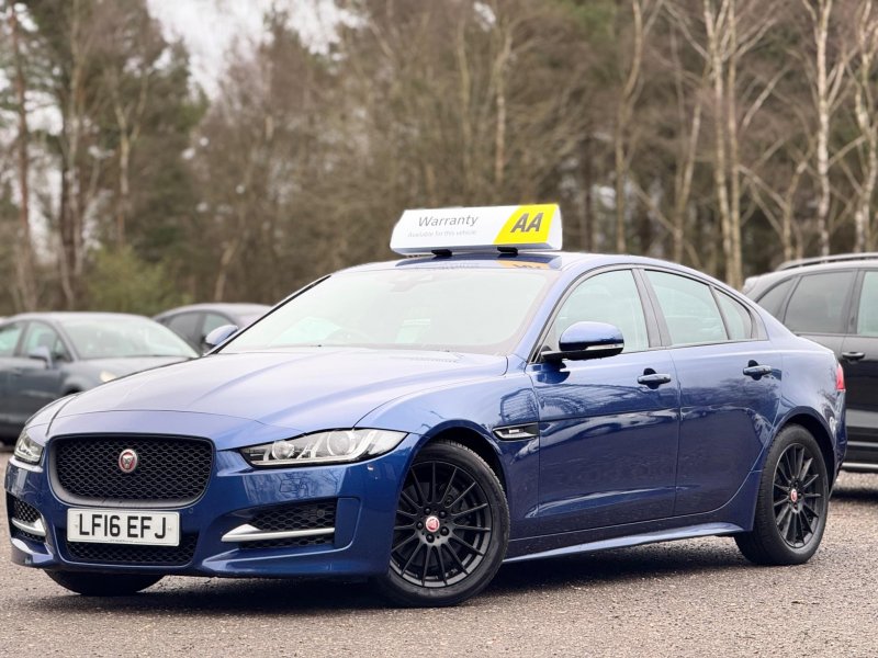 JAGUAR XE
