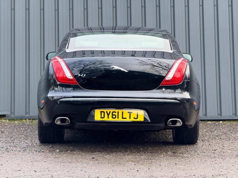 JAGUAR XJ