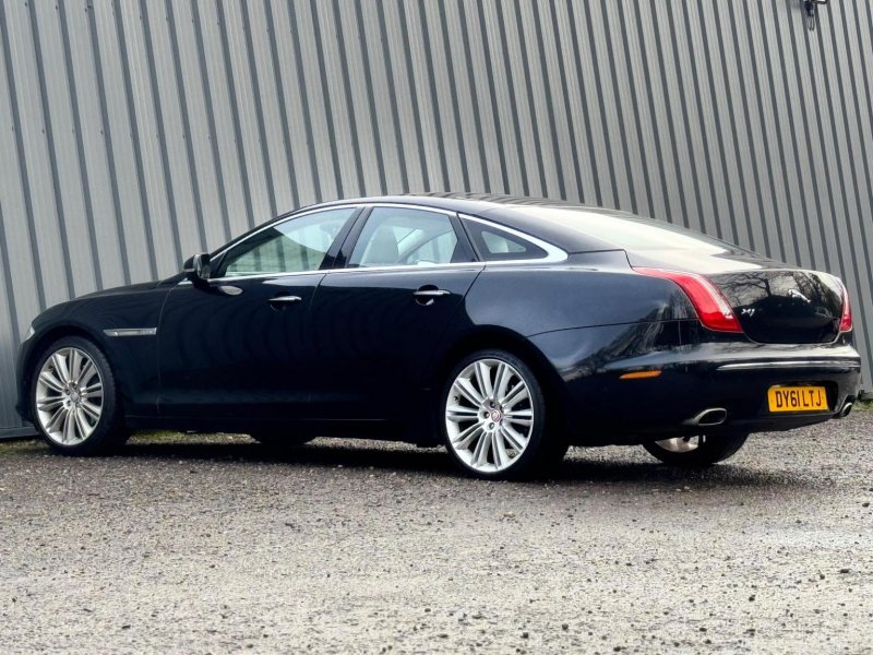 JAGUAR XJ