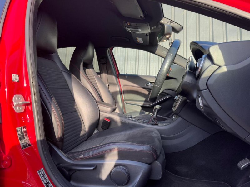 MERCEDES-BENZ GLA CLASS