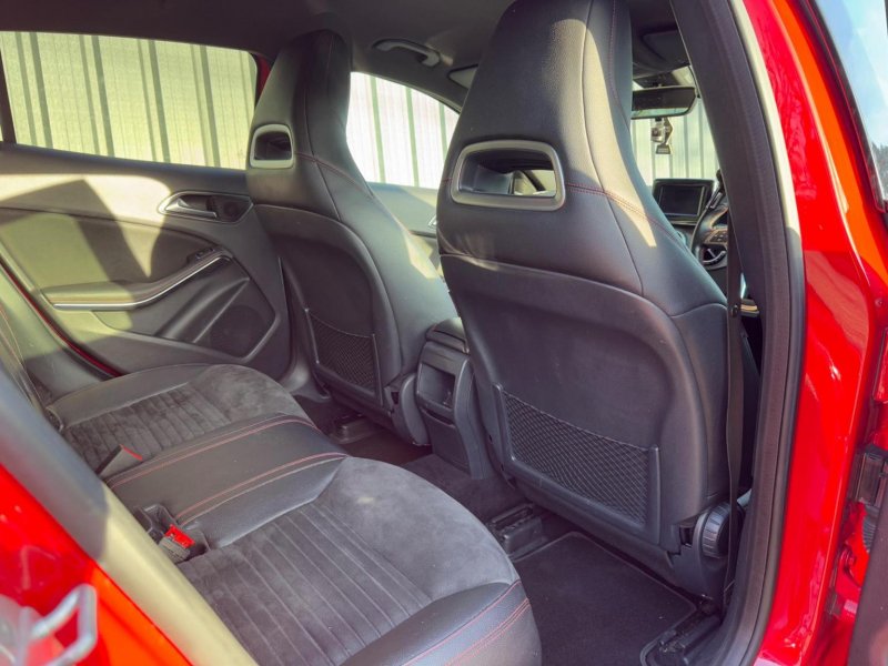 MERCEDES-BENZ GLA CLASS