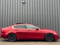 JAGUAR XE
