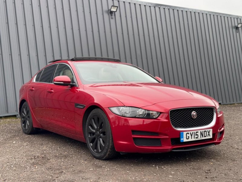 JAGUAR XE