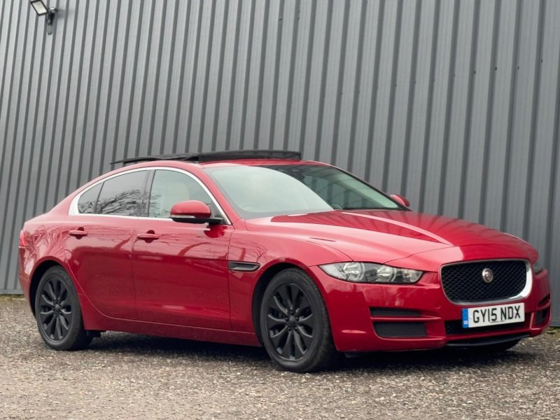 JAGUAR XE