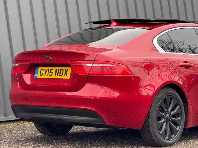 JAGUAR XE