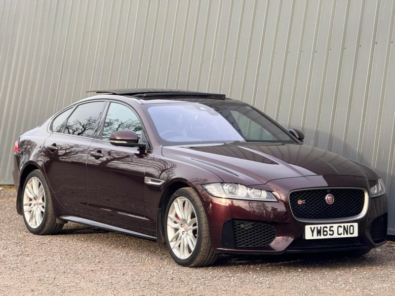 JAGUAR XF