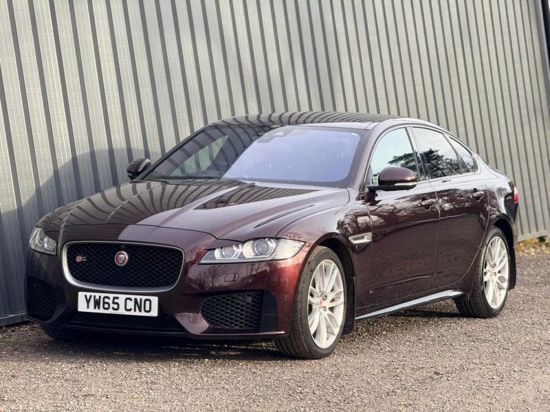 JAGUAR XF