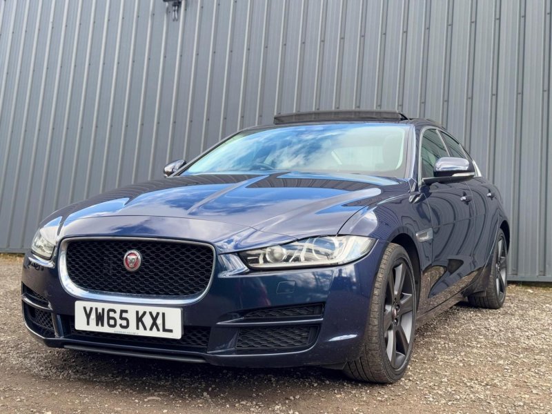 JAGUAR XE