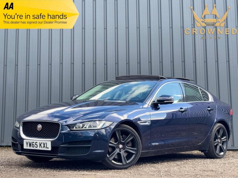 JAGUAR XE