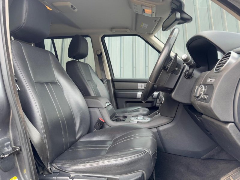 LAND ROVER DISCOVERY 4