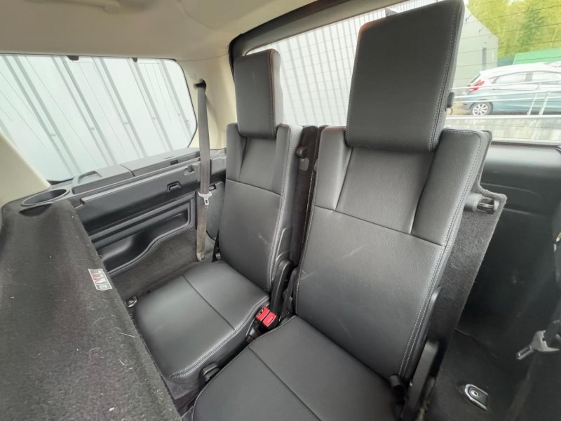 LAND ROVER DISCOVERY 4
