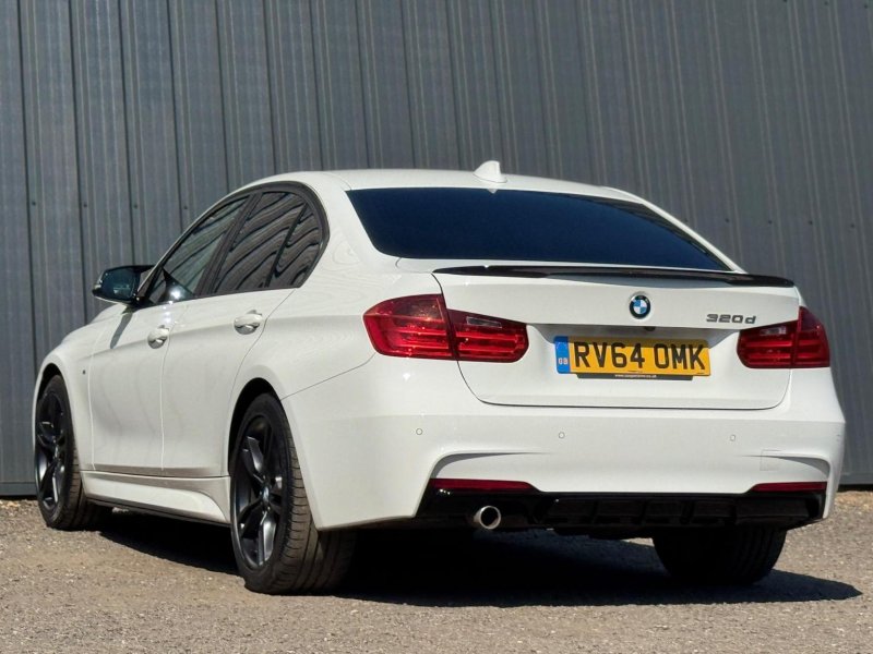 BMW 3 SERIES